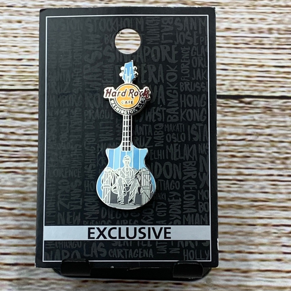 Hard Rock Cafe‎ Washington D.C. Lincoln Monument Guitar Core 12 WDC Pin